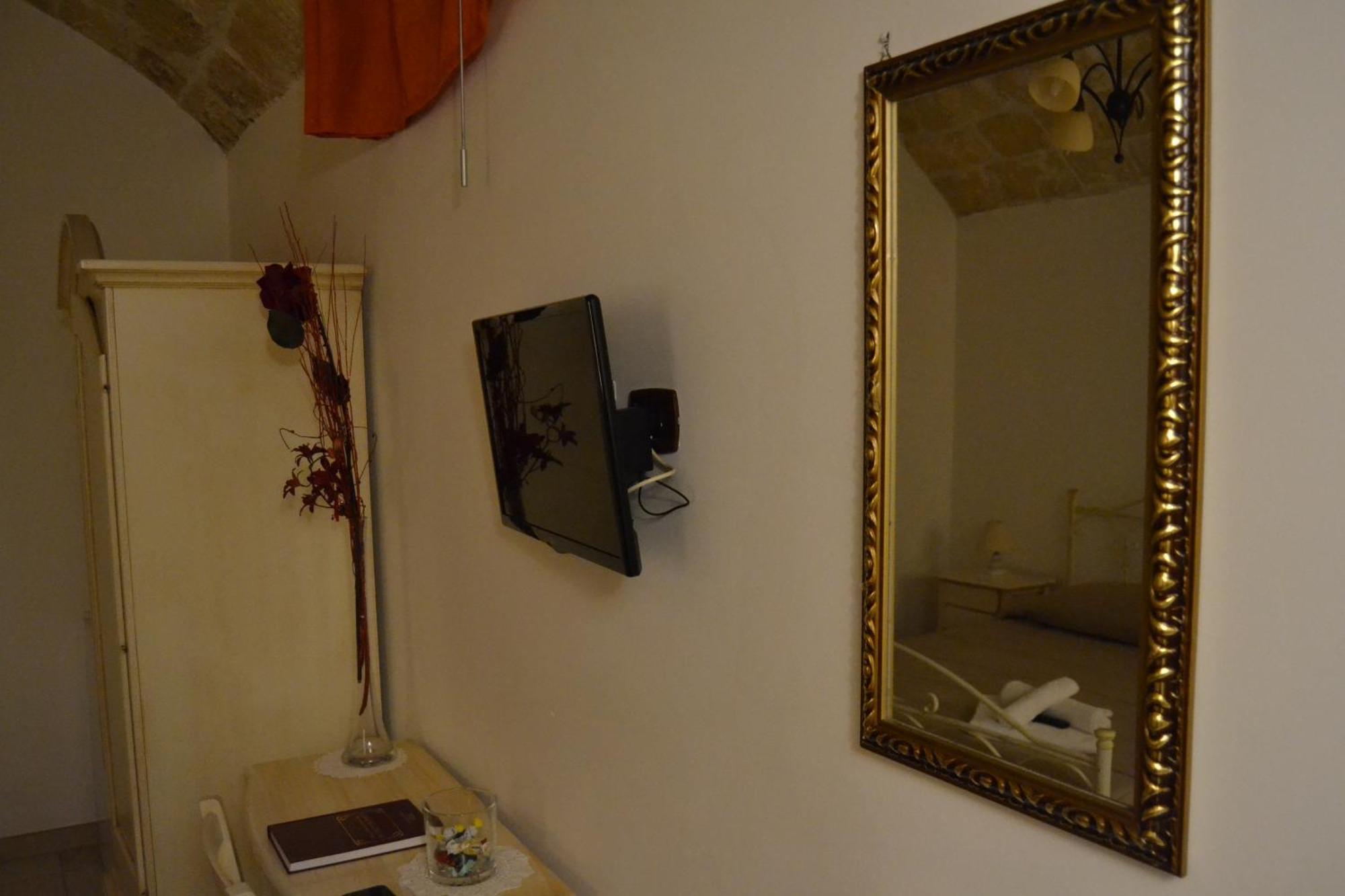 Al Borgo Antico Ristorante E B&B Crispiano Dış mekan fotoğraf